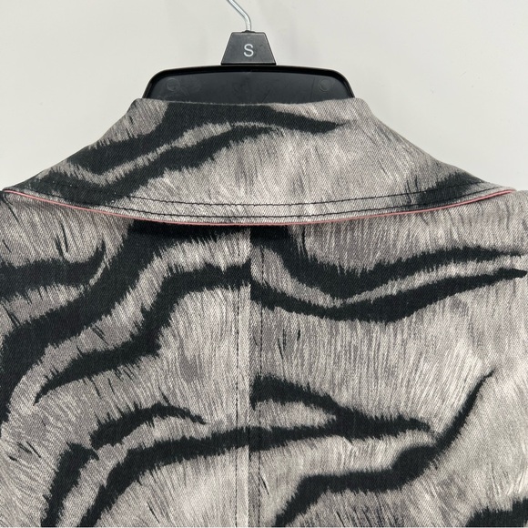White House Black Market Jacket Womens Size 14 Black & Gray Zebra Print Moto NWT - Picture 9 of 16